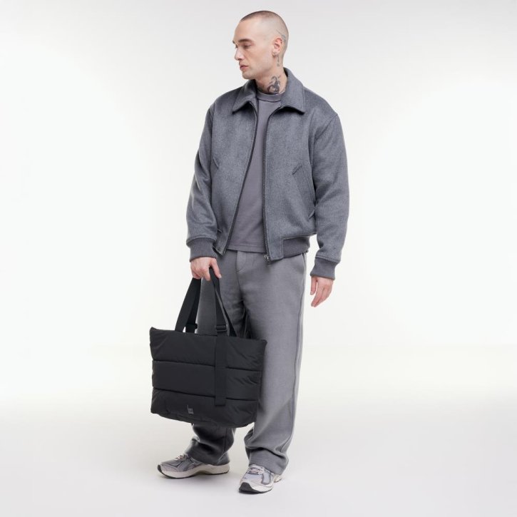  Puffer Tote Bag monochrome black